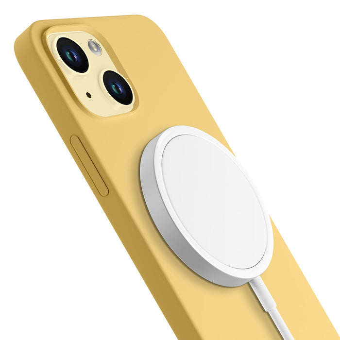 3mk Hardy Silicone MagCase case for iPhone 15 Plus - yellow