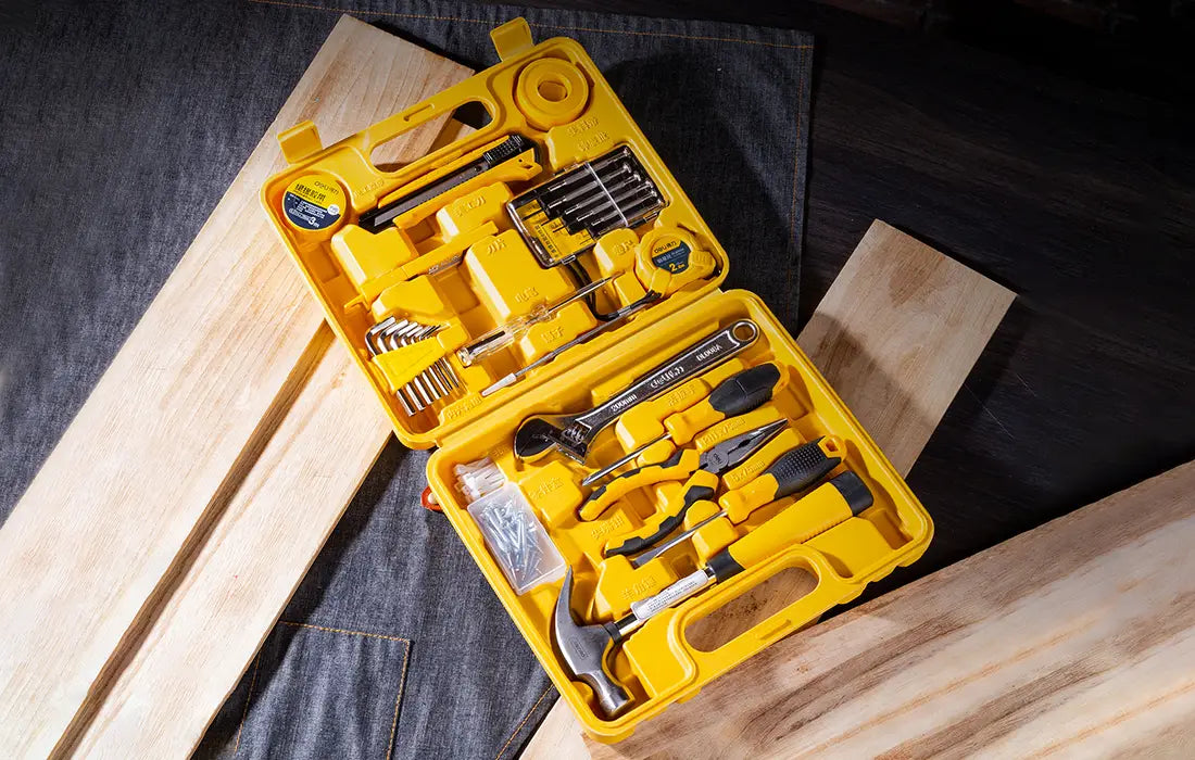 Household Tool Set 28 pcs Deli Tools EDL1028J