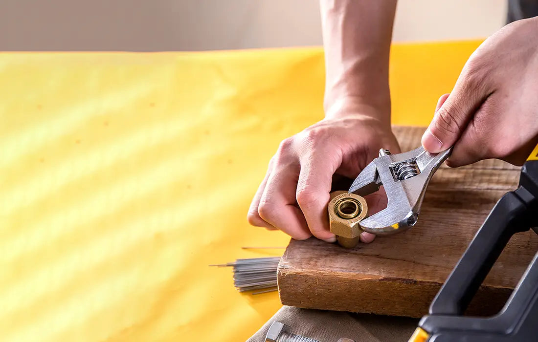 Adjustable Spanner 8’’ Deli Tools EDL008A (silver)