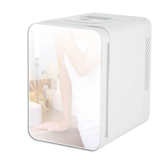 Adler AD 8085 fridge Freestanding 4 L G