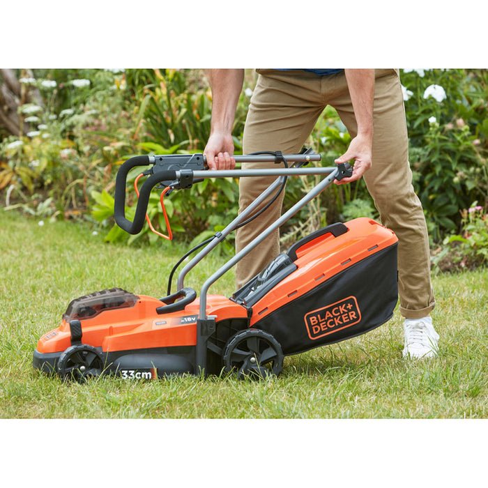 BATTERY MOWER BLACK&DECKER BCMW3318L2-QW 18 V, MOWING WIDTH 33.00 cm, NUMBER OF BATTERIES 2, 2.50 Ah
