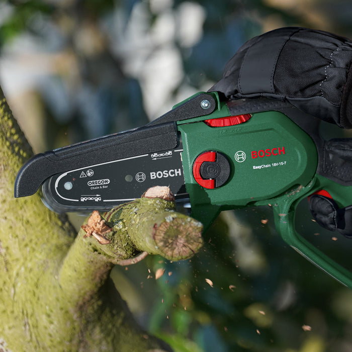 BATTERY BRUSHLESS MINI SAW BOSCH EASYCHAIN 18V-15-7 BAR LENGTH 15.00 cm, WITHOUT BATTERY AND CHARGER, BAR LENGTH 15.00 cm