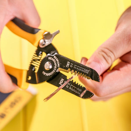 Wire Stripper 0.6-2.6mm Deli Tools EDL2607 (black&yellow)
