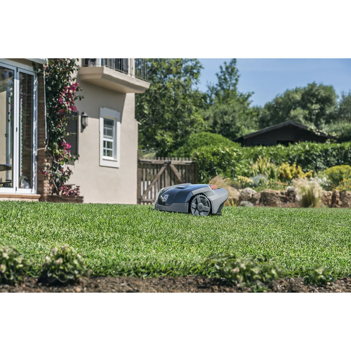 BATTERY ROBOT MOWER HUSQVARNA AUTOMOWER 105 18 V, 2.10 Ah, MOWING WIDTH 17.00 cm, 600 m²