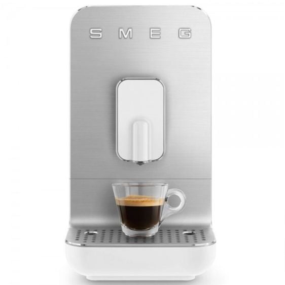 SMEG BCC11WHMEU coffee machine