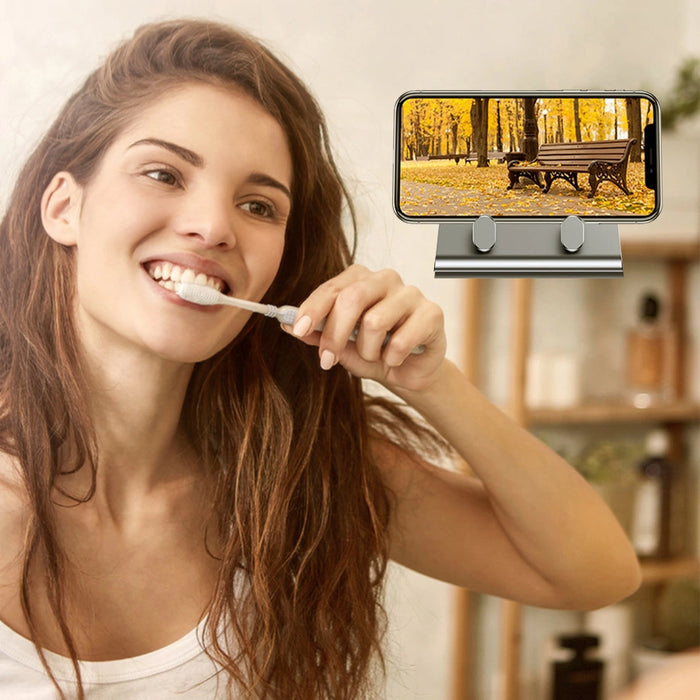 Ugreen LP193 metal wall holder for smartphone / tablet 4-9.7" - silver