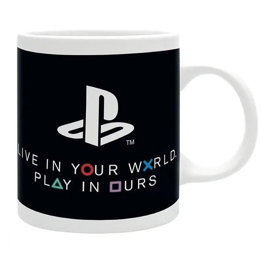 ABYSTYLE PLAYSTATION World mug - Дрехи и аксесоари<<<Геймърска периферия<<<ValiAPI