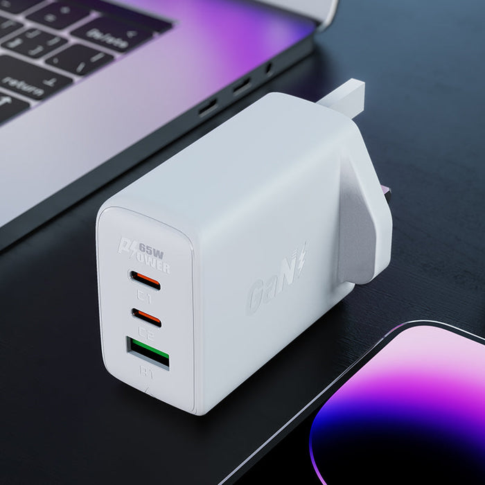 Acefast charger GaN 65W 3 ports (1xUSB 2xUSB C PD) UK plug white (A44) - Cell phone USB charger<<<HurtelXML