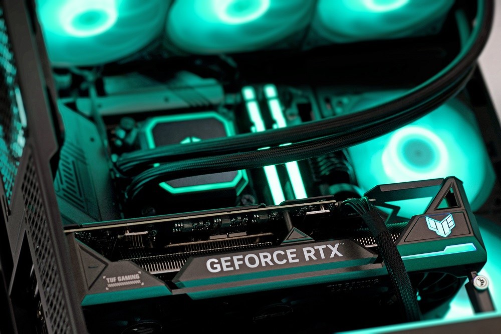 Actina 5901443417163 PC AMD Ryzen™ 7 7800X3D 32 GB DDR5-SDRAM 1 TB SSD AMD Radeon RX 9070 XT Windows 11 Home Midi Tower Black