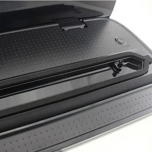 Adler CR4470 vacuum sealer White - Sealing machineryAGD-ZGR<<<Home Appliance - ProductsAGD<<<ActionPL&&&Sealing