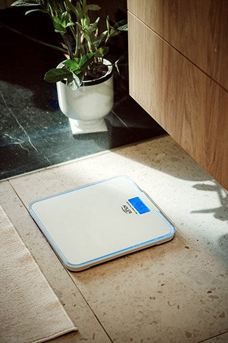 Bathroom scale ADLER AD 8183 with edge lighting White