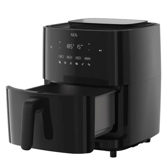 AEG Airfryer AAF7SB healthy cooking device