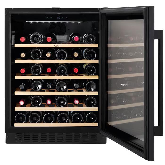 Built-in wine cooler AEG AWS4052B5B
