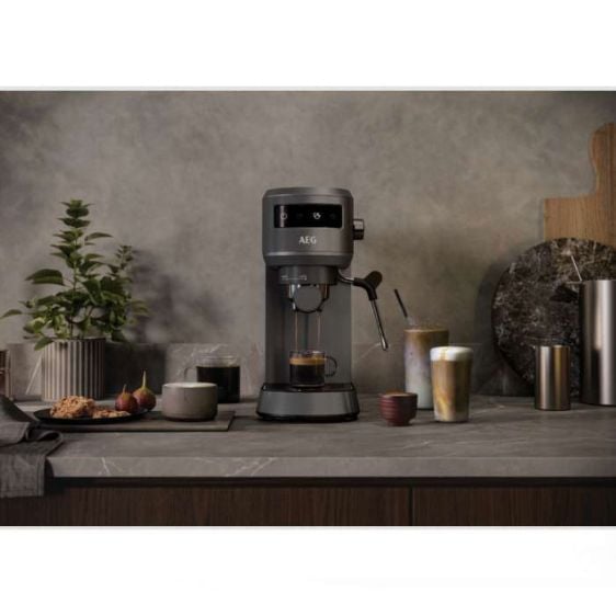Coffee machine AEG EC6-1-6BST