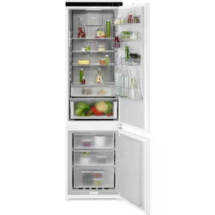 Built-in refrigerator with freezer AEG NSC8M192DS, 269 l, D, No Frost, White