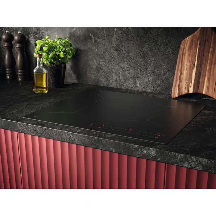 Built-in hob AEG TO64IA0AIT 5000 Induction SaphirMatt® 60 cm
