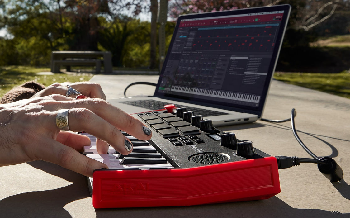 AKAI MPK Mini Play MK3 Control keyboard Pad controller MIDI USB Black, Red