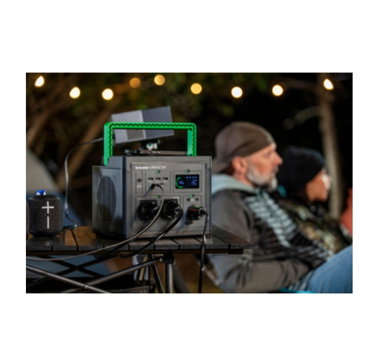 Schneider OffGrid Portable Power Station 730, 738Wh Lithium-ion, 2 Schuko, Sinewave + Schneider OffGrid Portable Solar Panel, 100W