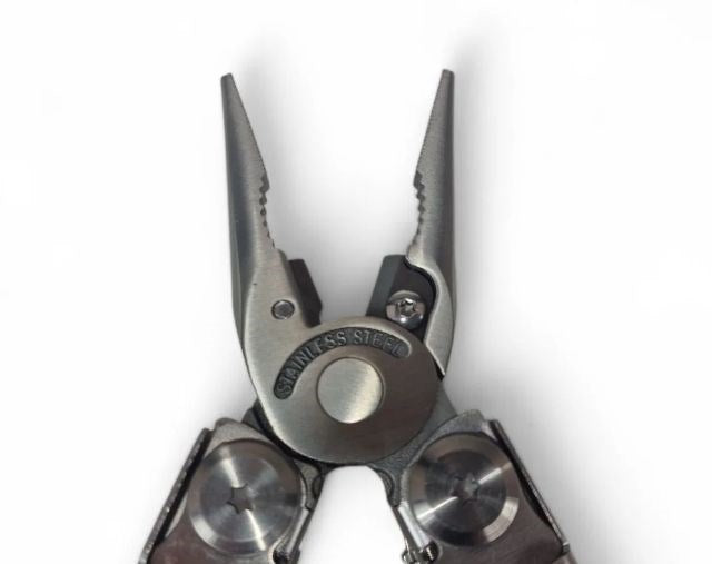 AZYMUT Giewon FS Multitool - Fire Starter - 19 tools - flint + whistle + belt holster (H2038A)