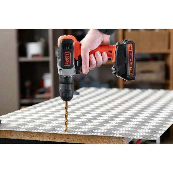 BATTERY DRILL BLACK&DECKER BCD001C1-QW 18 V 37.00 nm NUMBER OF BATTERIES 1 1.50 Ah - Акумулаторни бормашини и