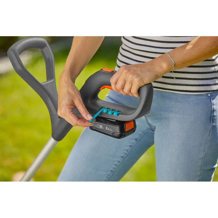 BATTERY TRIMMER GARDENA SMALLCUT 23/18 P4A 18 V WITHOUT BATTERY AND CHARGER CUTTING WIDTH 23.00 cm - Електрически