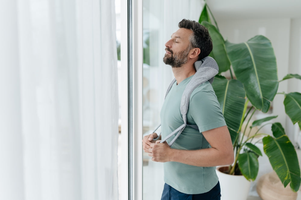 Beurer MG 154 3D Battery-Powered Neck Massager + Beurer MG 18 Mini massager