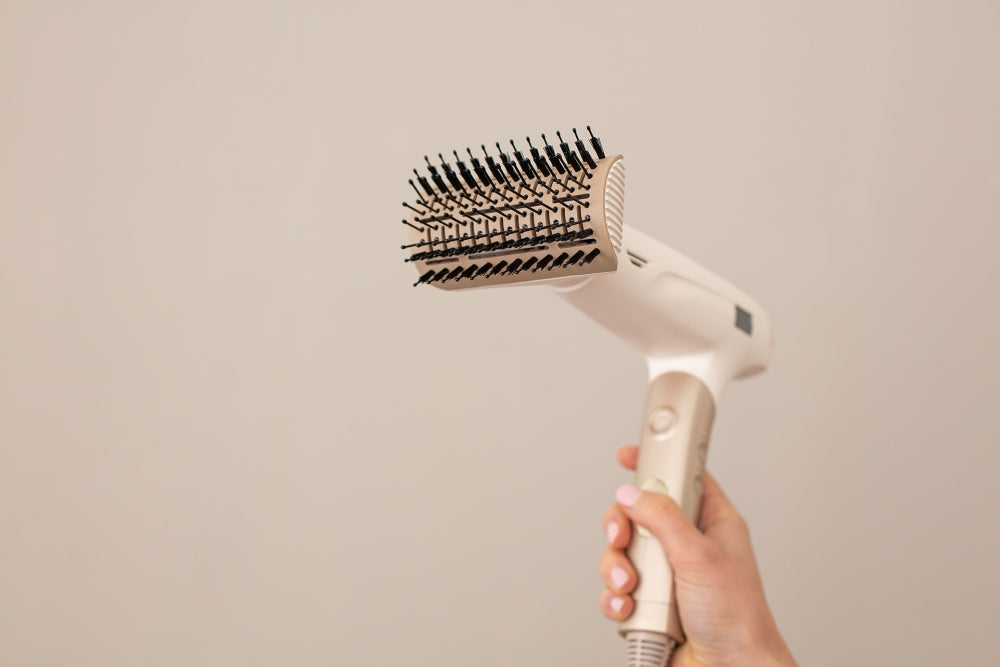 Beurer HC 150 FusionDry Pro Hair dryer - Powerful, brushless motor, Ergonomic folding handle, Ion function, 3 heat & blower settings, cold air, Extra quiet, EasyClick - Magnetic attachments, LCD display, Bag