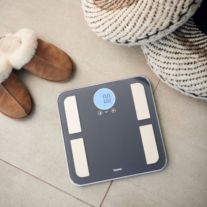 Beurer BF 195 diagnostic bathroom scale; round LCD display; Weight, body fat, body water, muscle percentage, bone mass, AMR calorie display; 180 kg