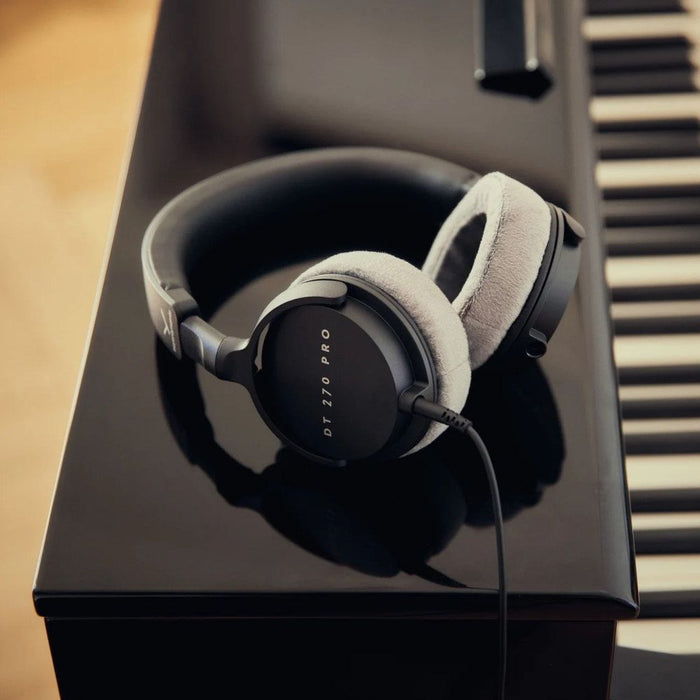 Beyerdynamic DT 270 Pro 80 Ohm Wired Over-Ear Headphones Black EU