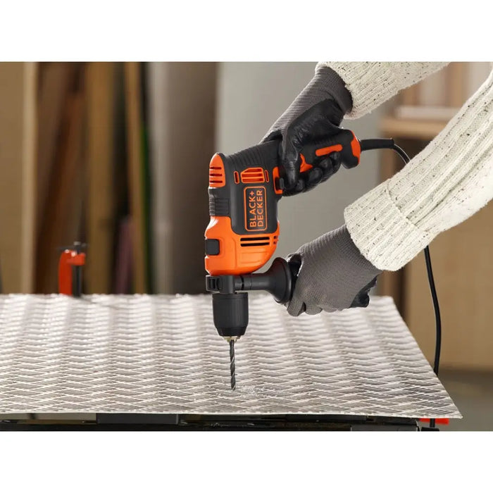 Black & Decker BEH710-QS drill 2800 RPM Black Orange - DrillsNEL-WIE<<<Electric