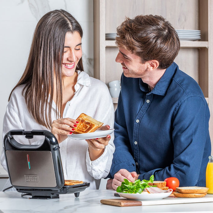 Black+Decker BXSA753E sandwich toaster