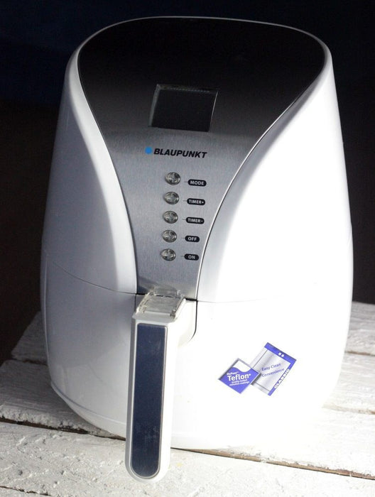 Blaupunkt AFD601 fryer Single 4 L Stand-alone 1500 W Deep fryer White