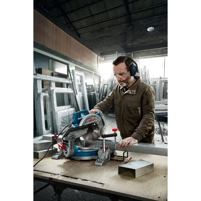 BOSCH PROFESSIONAL GCM 216 DESKTOP CIRCULAR