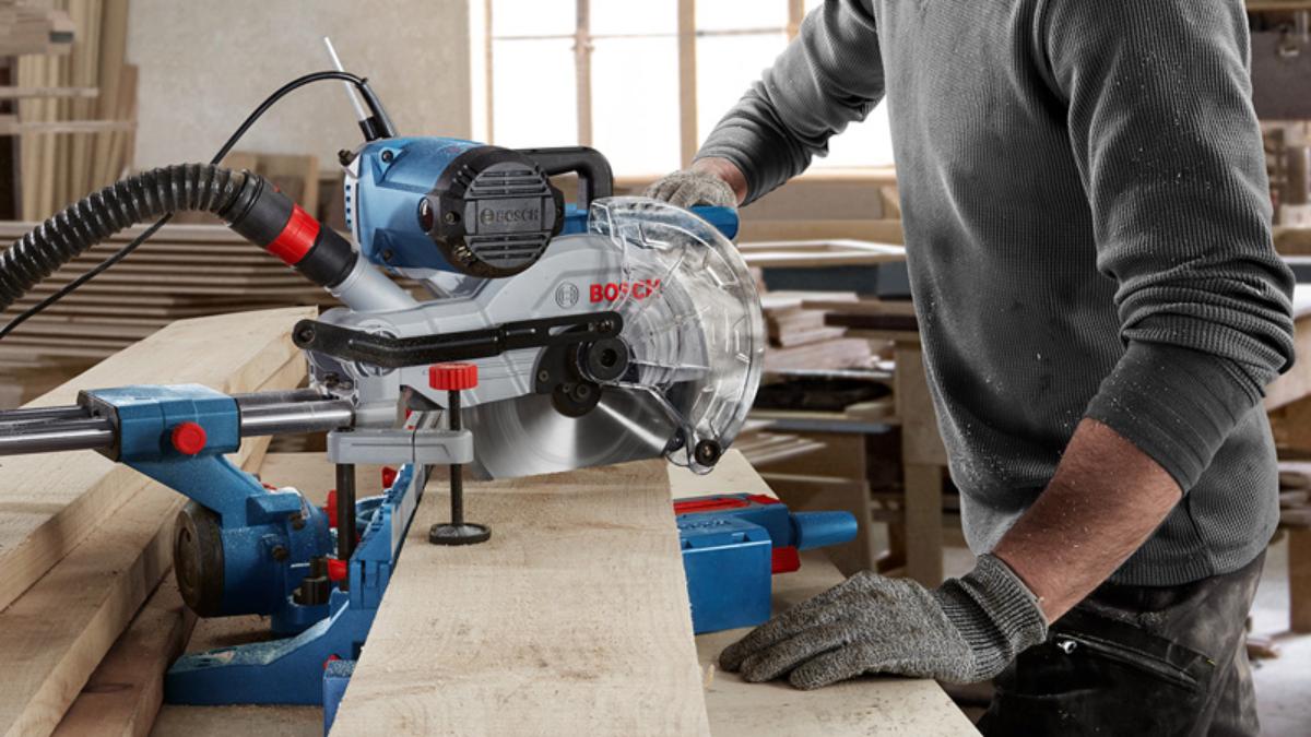 BOSCH GCM 254 D BENCH CIRCULAR MILL