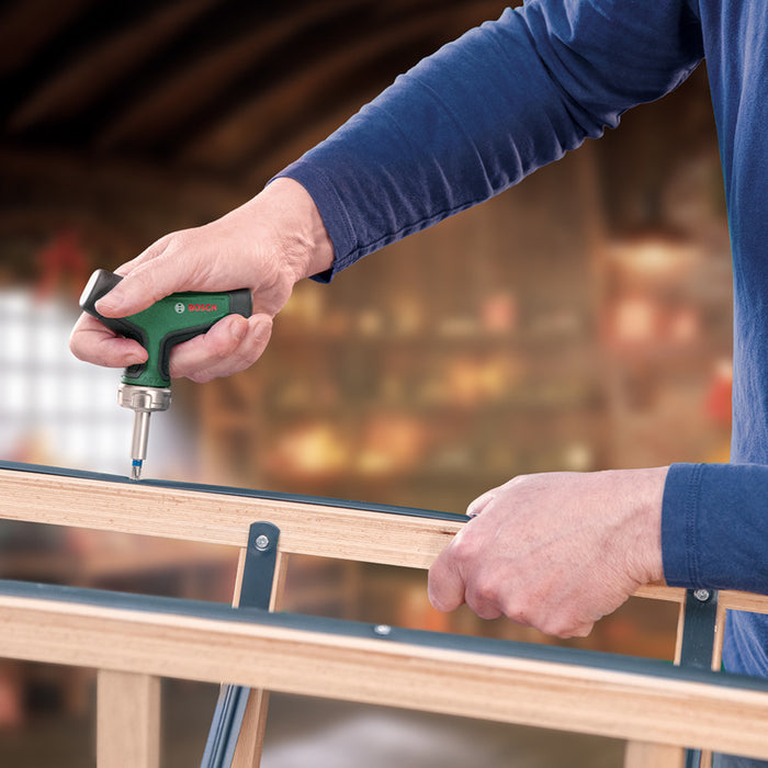 BOSCH HAND TOOL SET 33 PIECES