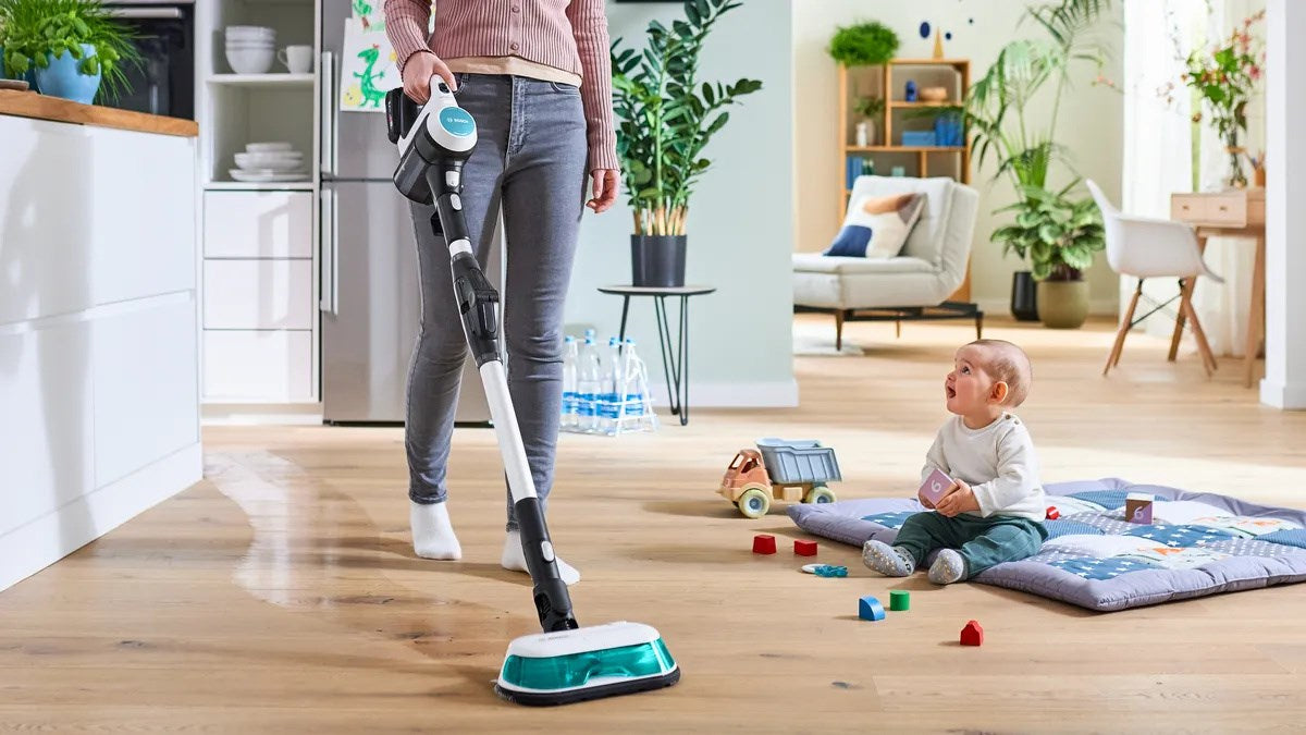 Vacuum cleaner with battery BOSCH Unlimited 7 ProHygienic Aqua BCS71HYG1