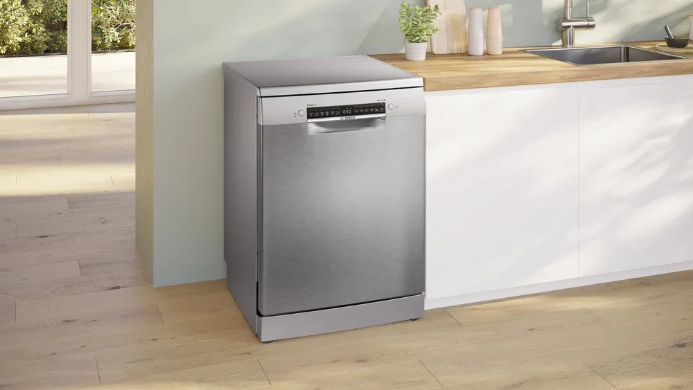 Bosch Serie 4 SMS4EKI06E dishwasher Freestanding 13 place settings B