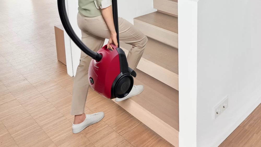 Bosch BGBS2RD1, Vacuum cleaner with bag Red, Series 2