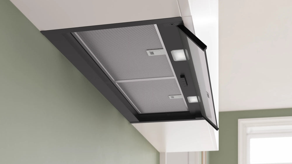 Bosch DBB85CC60, SER4, Integrated box hood 80cm B, max 582m3/h, 65dB, 3 speeds, CoP B, Grease eff. 91%(B), Glass panel, Push buttons, Matt black