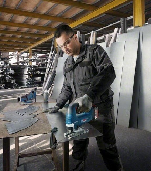 BATTERY BRUSHLESS JIG SAW BOSCH PROFESSIONAL GST 185-LI SOLO