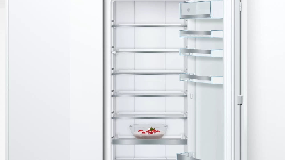 Built-in refrigerator BOSCH KIF81PFE0