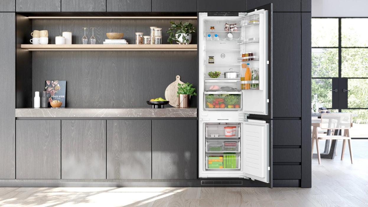 Built-in refrigerator BOSCH KIN96ADC0, 290 l, soft close flat hinge, 193.5 x 55.8 cm