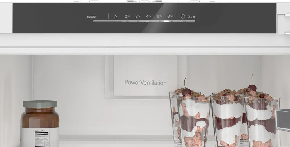 Built-in refrigerator BOSCH KIR81VFE0