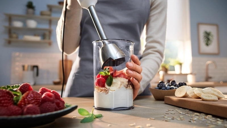 Bosch MSM4W410, SER4, Blender, ErgoMaster, 800 W, Dynamic Speed Control, QuattroBlade System, Included Blender & Measuring cup, White
