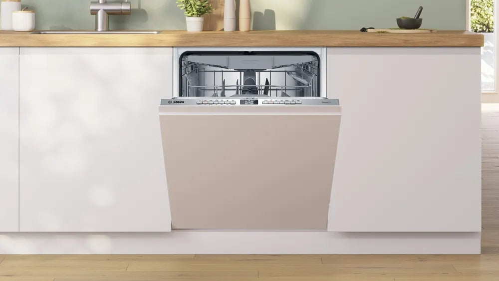 Built-in dishwasher BOSCH SMV4HCX07E, 60 cm. 14 place settings