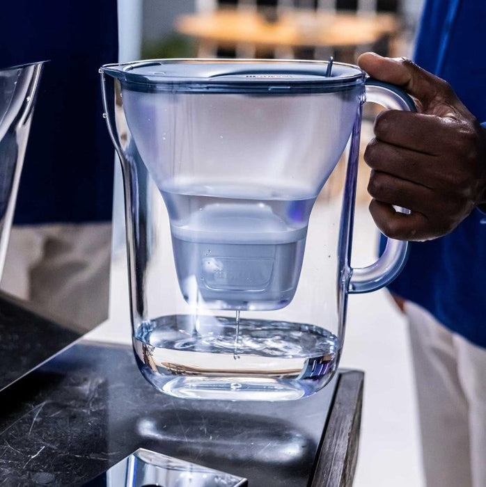 BRITA Style ESSENTIAL XL graphite filter jug + MX Pro Pure Performance filter