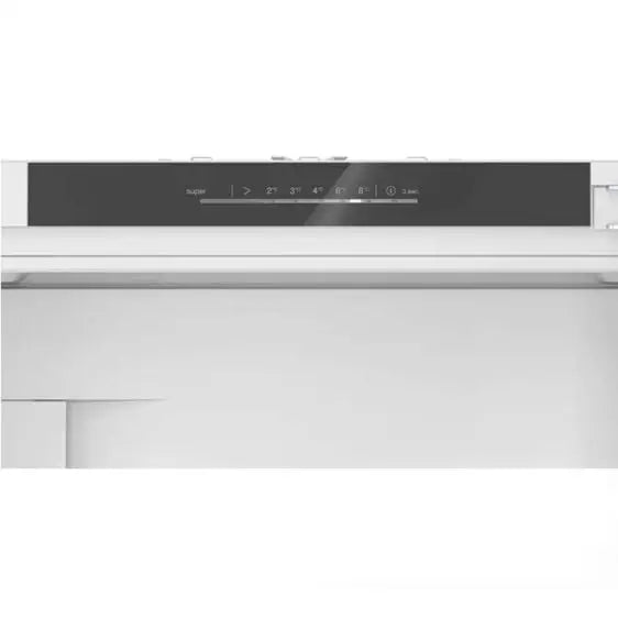 Built-in refrigerator BOSCH KIL82VFE0 - Хладилници с фризер<<<BOSCH хладилници<<<BOSCH<<<PolyComp&&&Хладилници за
