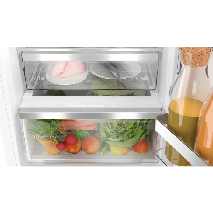 Built-in refrigerator BOSCH KIN86ADD0 - Хладилници с фризер<<<BOSCH хладилници<<<BOSCH<<<PolyComp&&&Хладилници за