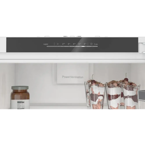 Built-in refrigerator BOSCH KIR81VFE0 - Хладилници<<<BOSCH хладилници<<<BOSCH<<<PolyComp&&&Хладилници за вграждане с