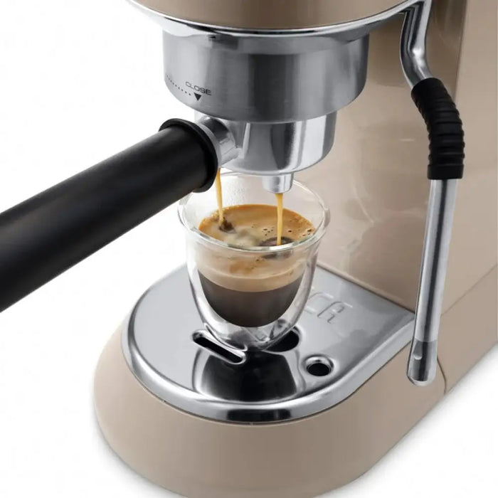 Coffee machine Delonghi EC885.BG Dedica Beige - Кафемашини<<<Кафемашини<<<Малки електроуреди<<<TechMart